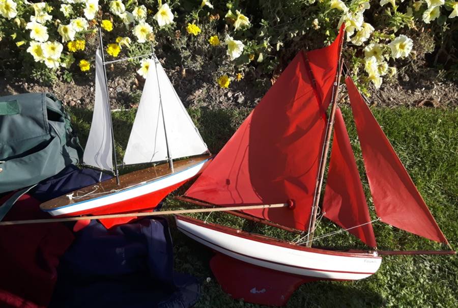 club nautique du luco jardin du Luxembourg Paris pond boat