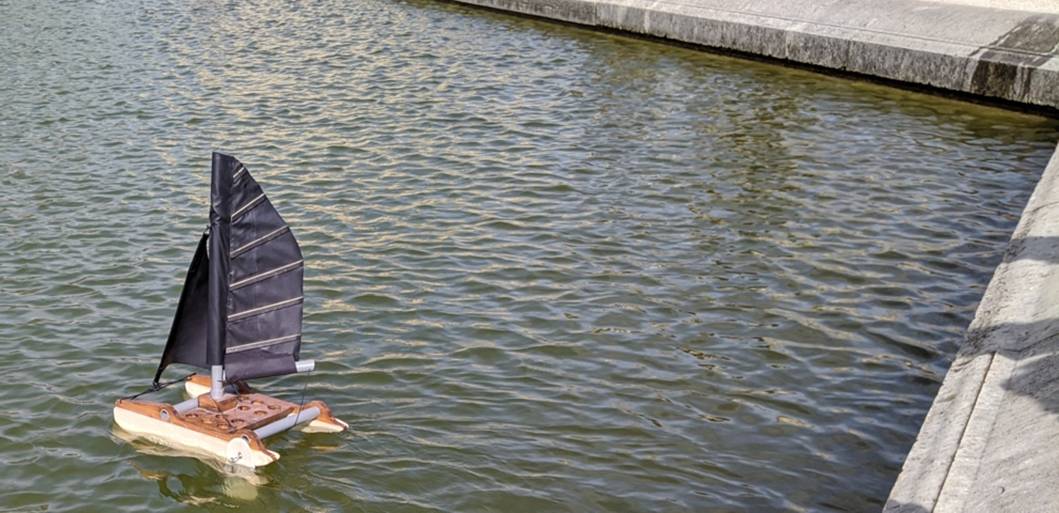 club nautique du luco jardin du Luxembourg Paris pond boat