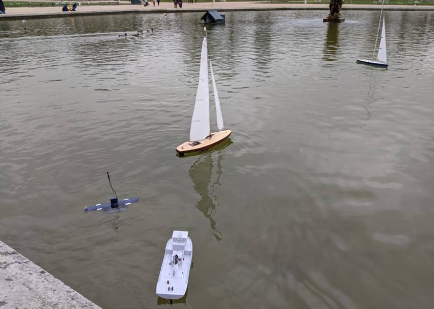 club nautique du luco jardin du Luxembourg Paris pond boat