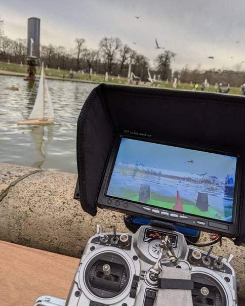 club nautique du luco jardin du Luxembourg Paris pond boat