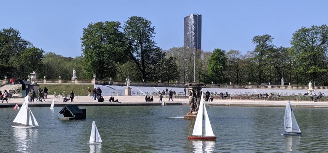 club nautique du luco jardin du Luxembourg Paris pond boat