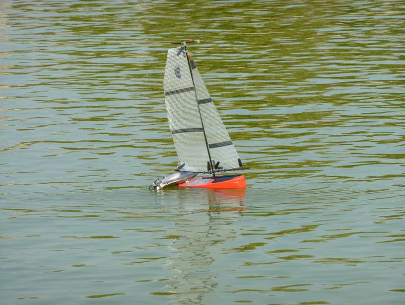 club nautique du luco jardin du Luxembourg Paris pond boat