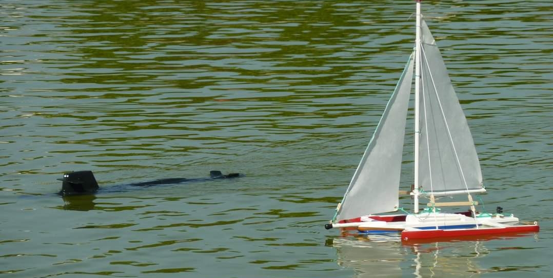 club nautique du luco jardin du Luxembourg Paris pond boat