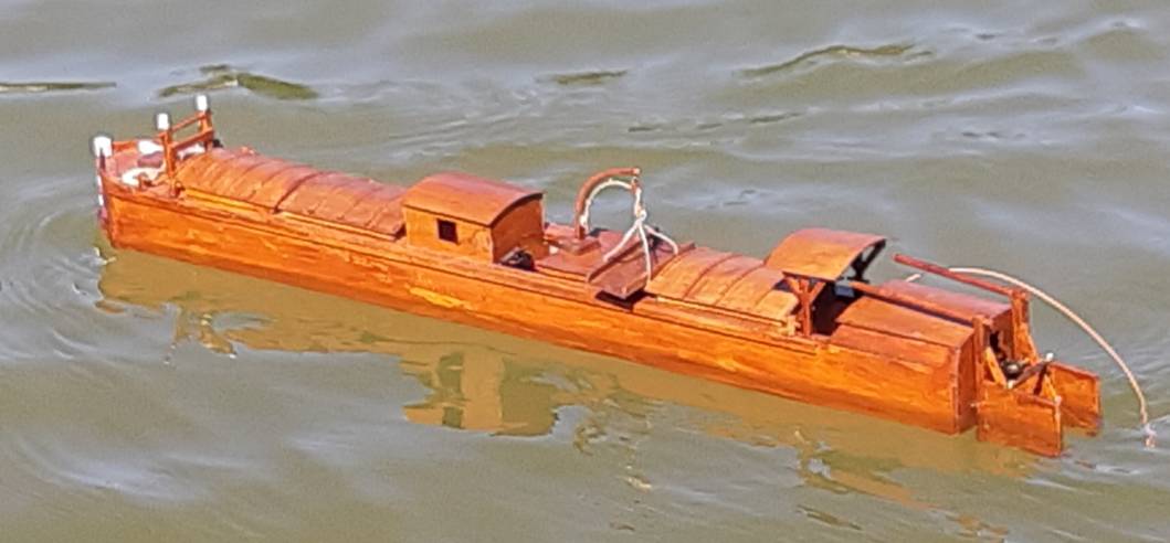 club nautique du luco jardin du Luxembourg Paris pond boat