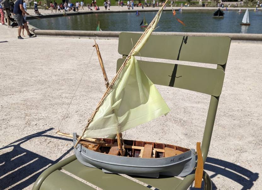 club nautique du luco jardin du Luxembourg Paris pond boat