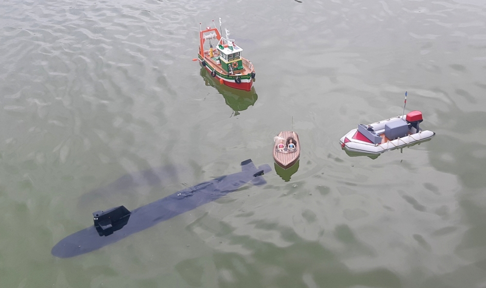club nautique du luco jardin du Luxembourg Paris pond boat