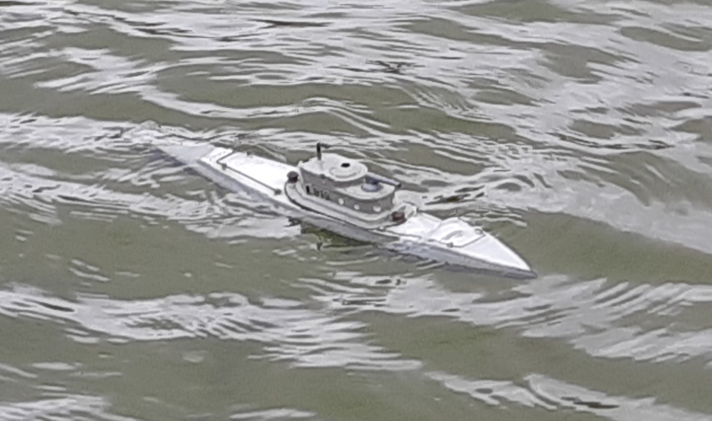 club nautique du luco jardin du Luxembourg Paris pond boat