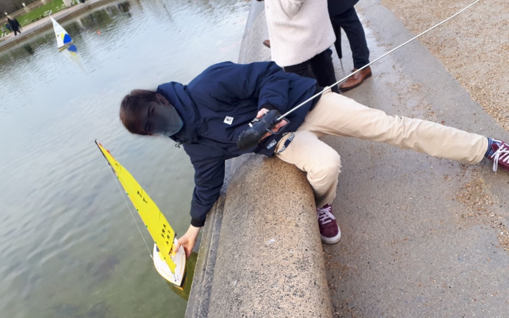 club nautique du luco jardin du Luxembourg Paris pond boat
