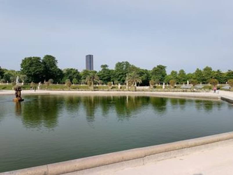 club nautique du luco jardin du Luxembourg Paris pond boat