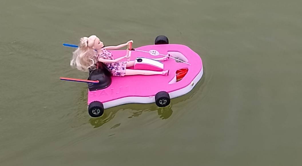 club nautique du luco jardin du Luxembourg Paris pond boat