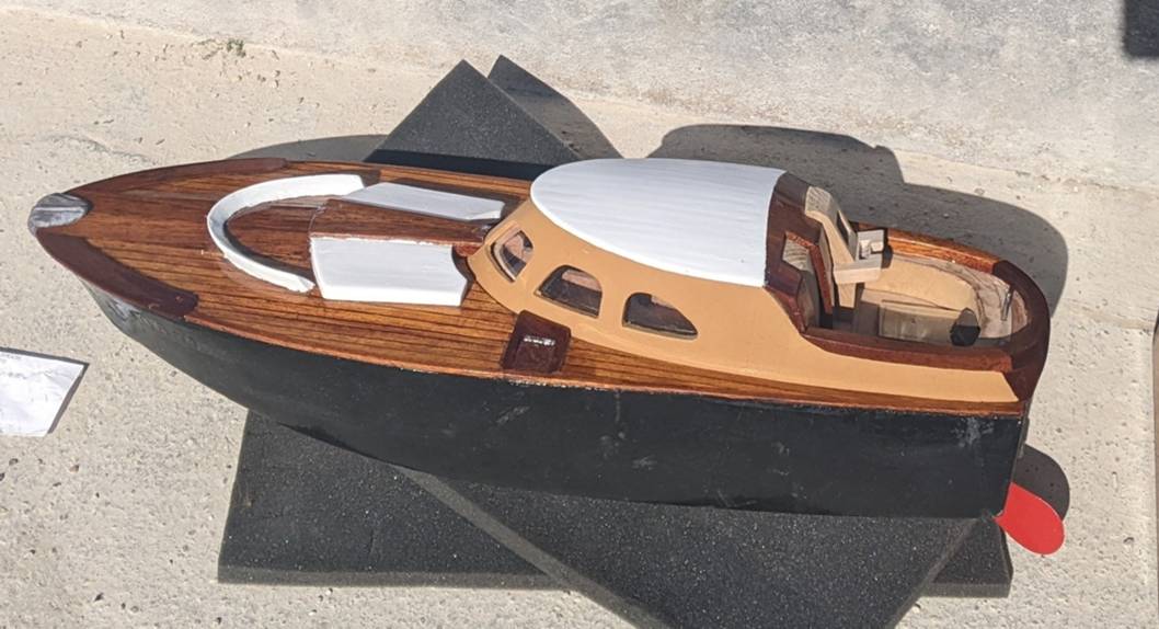 club nautique du luco jardin du Luxembourg Paris pond boat