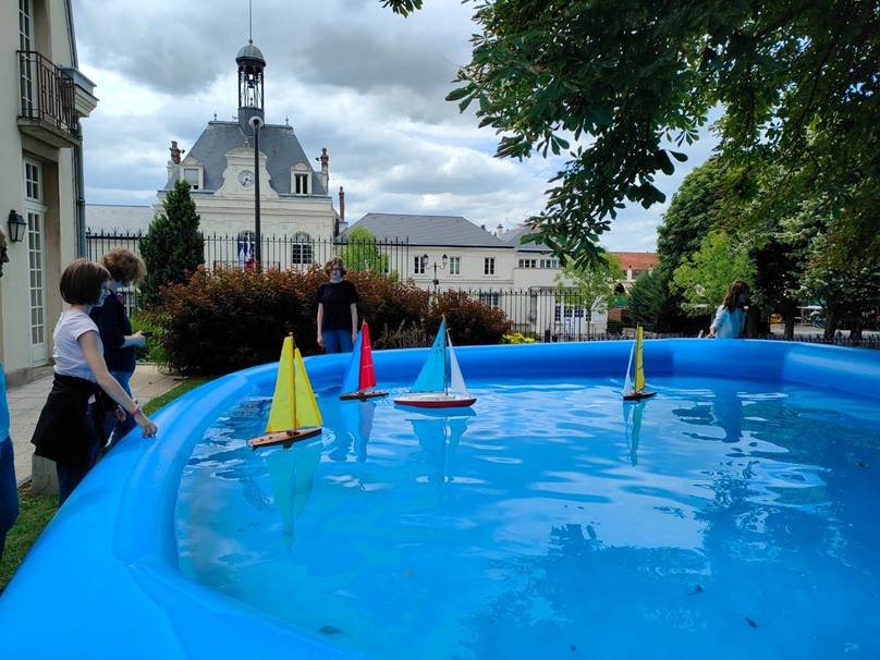 club nautique du luco jardin du Luxembourg Paris pond boat