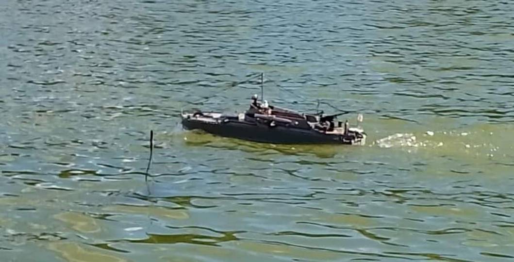 club nautique du luco jardin du Luxembourg Paris pond boat