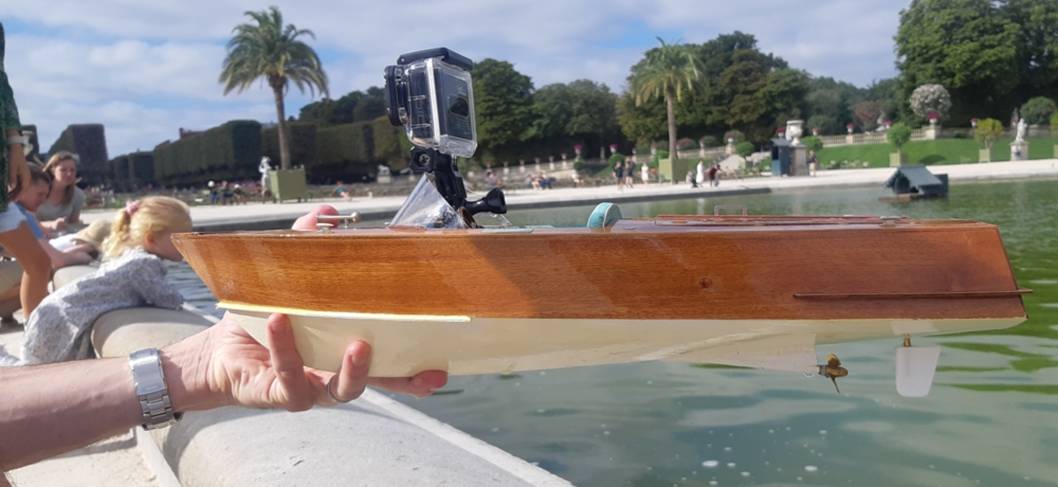 club nautique du luco jardin du Luxembourg Paris pond boat