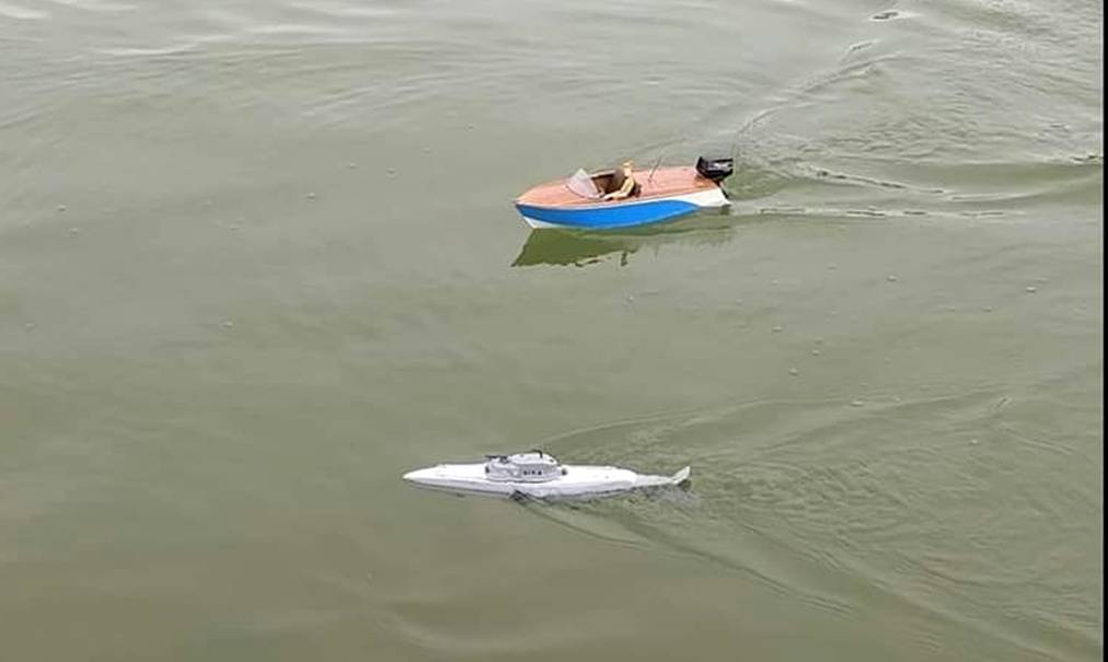 club nautique du luco jardin du Luxembourg Paris pond boat