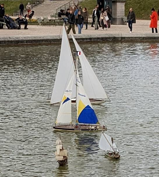 club nautique du luco jardin du Luxembourg Paris pond boat