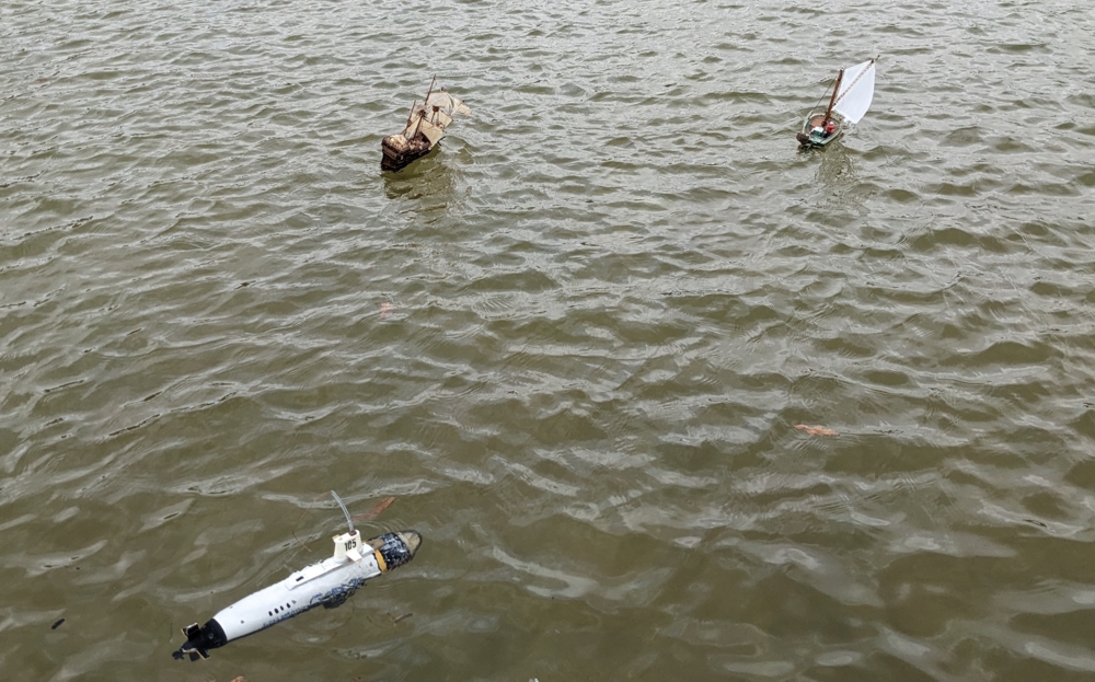 club nautique du luco jardin du Luxembourg Paris pond boat
