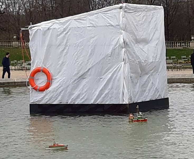 club nautique du luco jardin du Luxembourg Paris pond boat