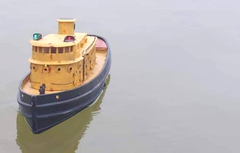 club nautique du luco jardin du Luxembourg Paris pond boat