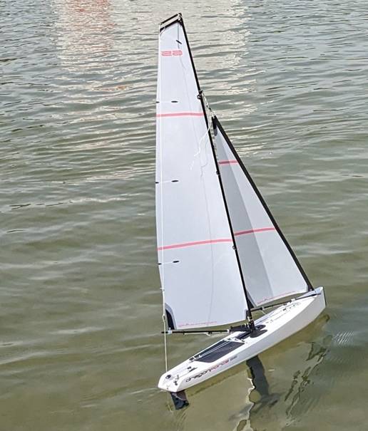 club nautique du luco jardin du Luxembourg Paris pond boat