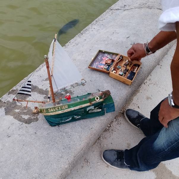 club nautique du luco jardin du Luxembourg Paris pond boat