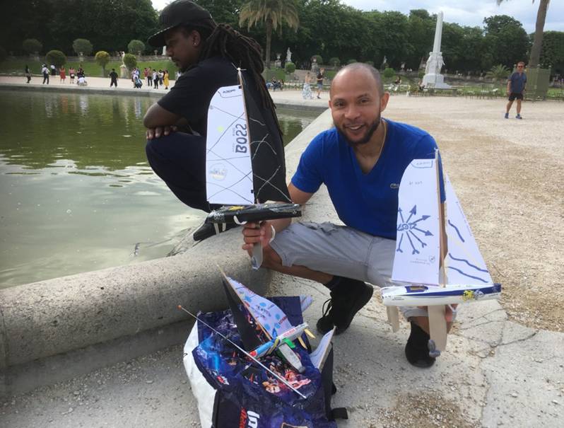 club nautique du luco jardin du Luxembourg Paris pond boat