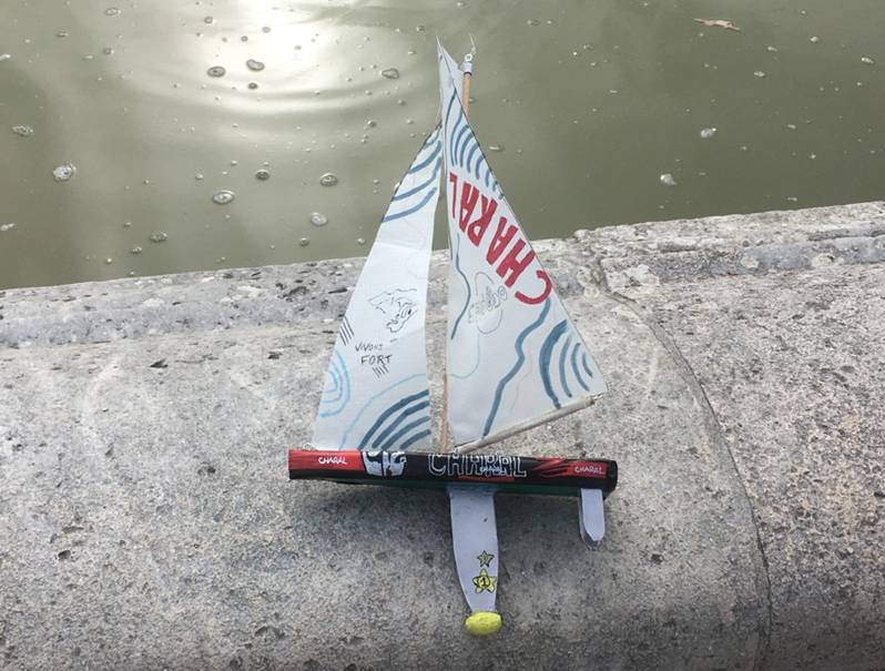 club nautique du luco jardin du Luxembourg Paris pond boat