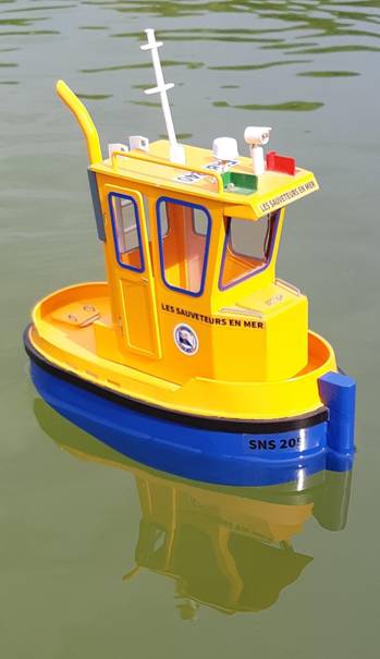 club nautique du luco jardin du Luxembourg Paris pond boat
