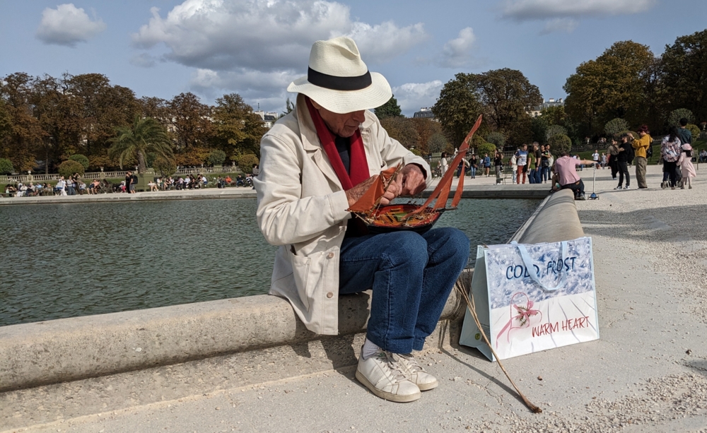 club nautique du luco jardin du Luxembourg Paris pond boat