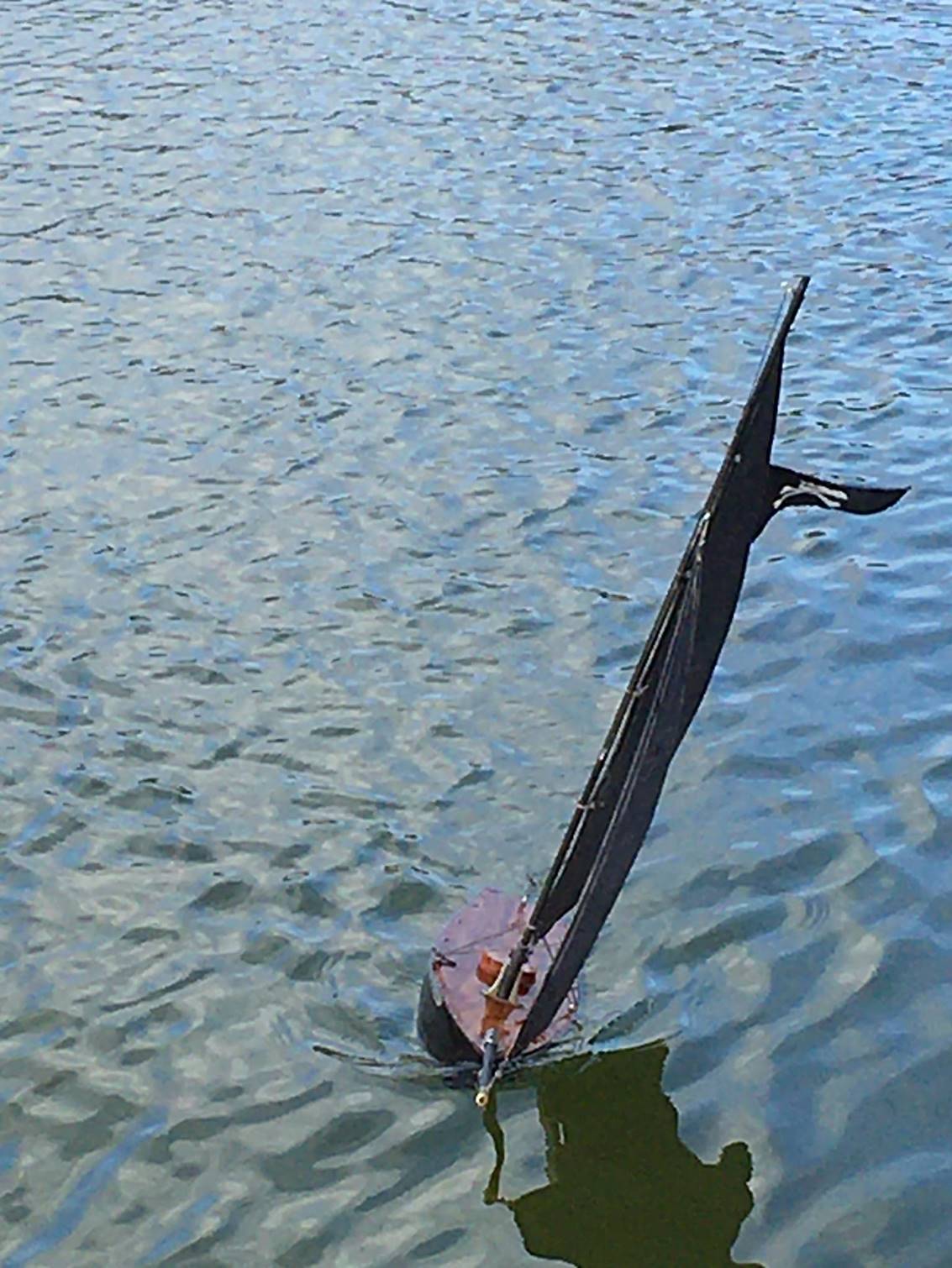 club nautique du luco jardin du Luxembourg Paris pond boat