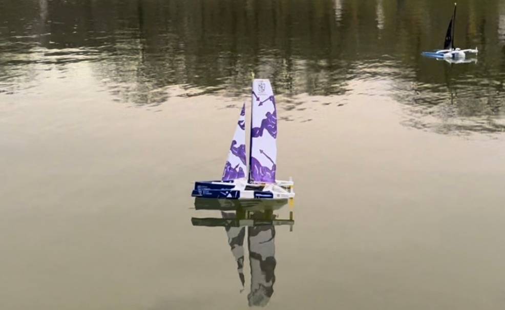 club nautique du luco jardin du Luxembourg Paris pond boat