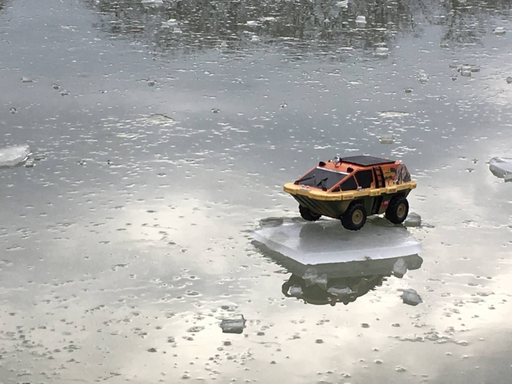 club nautique du luco jardin du Luxembourg Paris pond boat