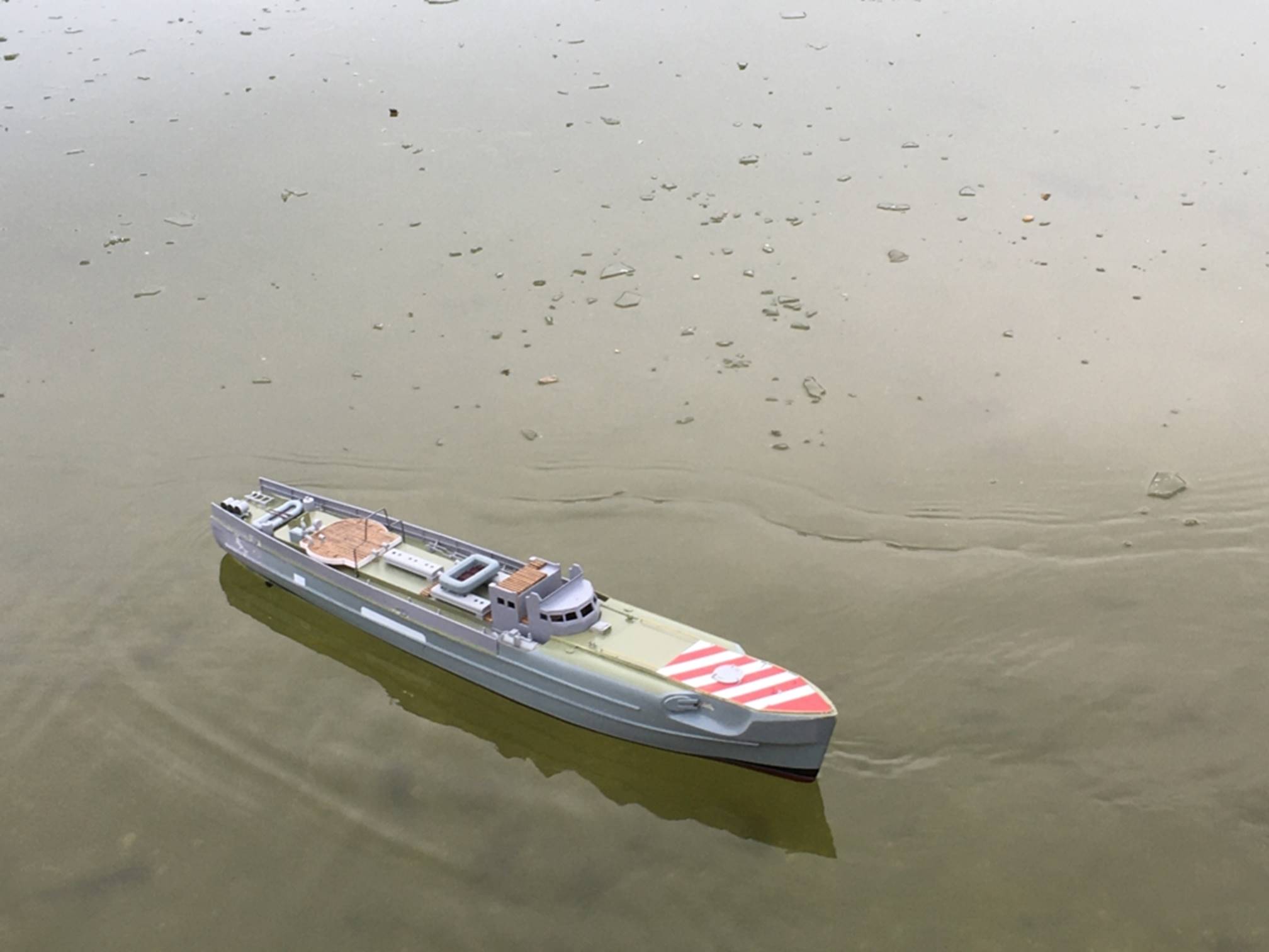 club nautique du luco jardin du Luxembourg Paris pond boat