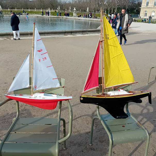 club nautique du luco jardin du Luxembourg Paris pond boat