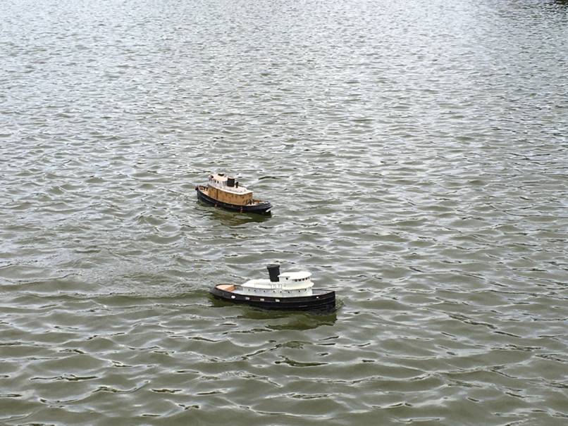 club nautique du luco jardin du Luxembourg Paris pond boat