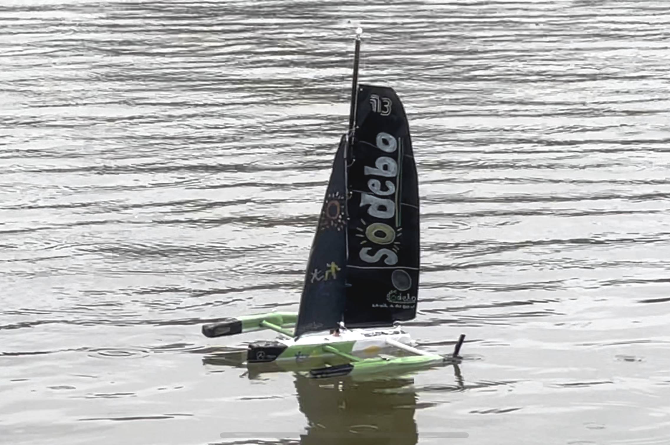 club nautique du luco jardin du Luxembourg Paris pond boat