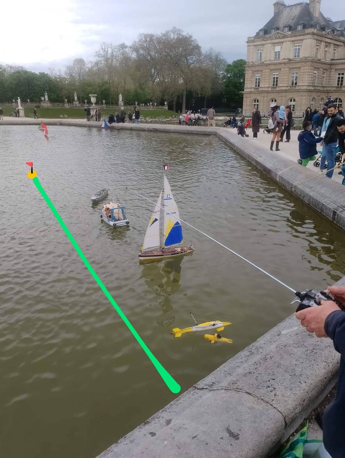 club nautique du luco jardin du Luxembourg Paris pond boat