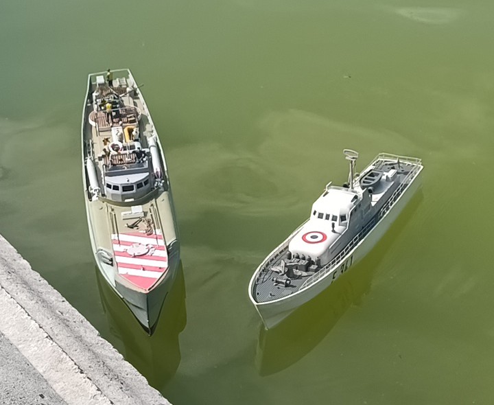club nautique du luco jardin du Luxembourg Paris pond boat