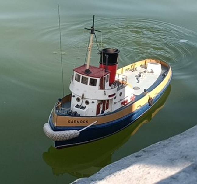club nautique du luco jardin du Luxembourg Paris pond boat