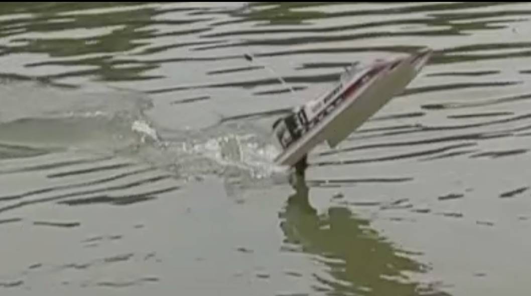 club nautique du luco jardin du Luxembourg Paris pond boat