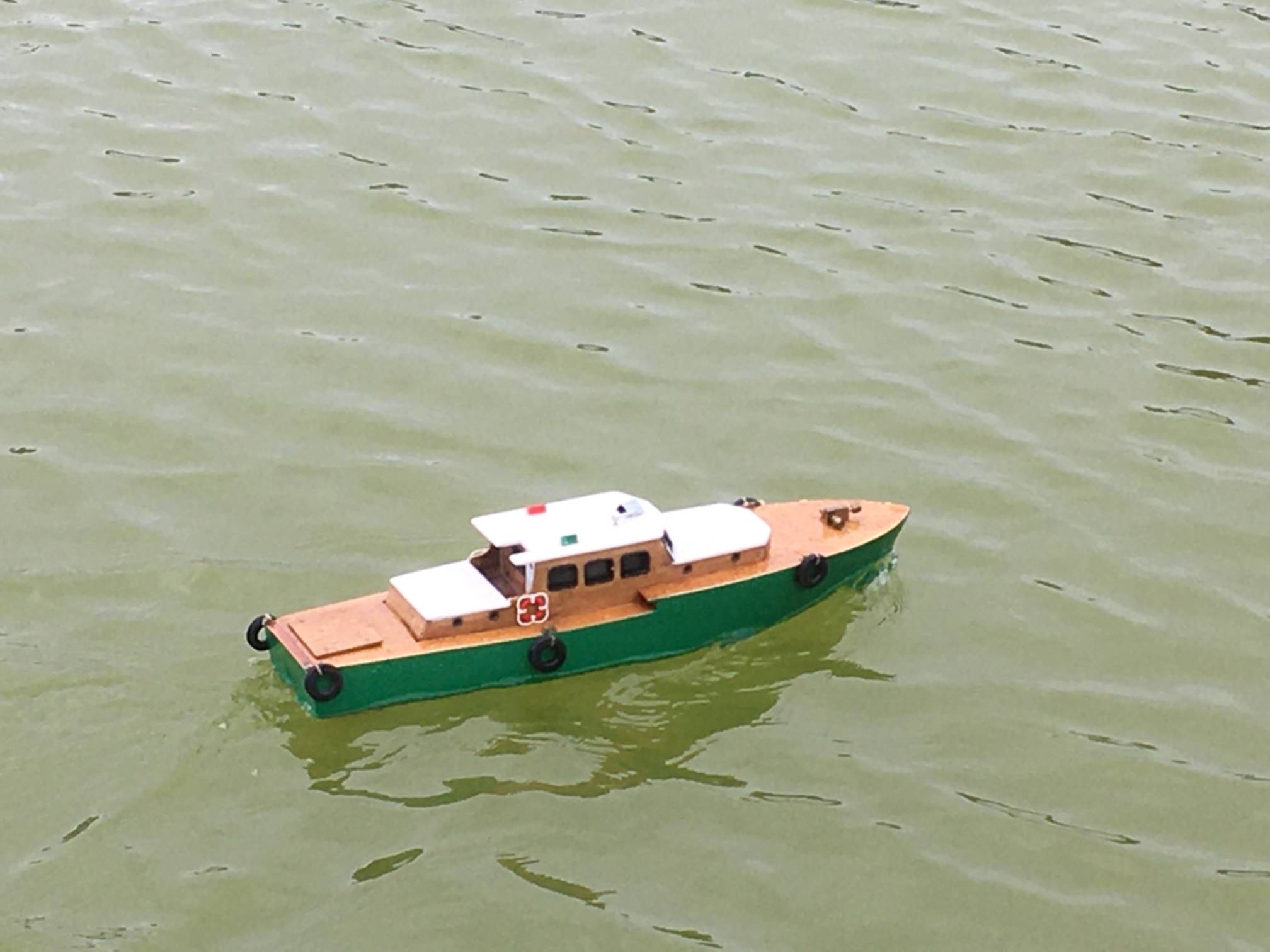 club nautique du luco jardin du Luxembourg Paris pond boat