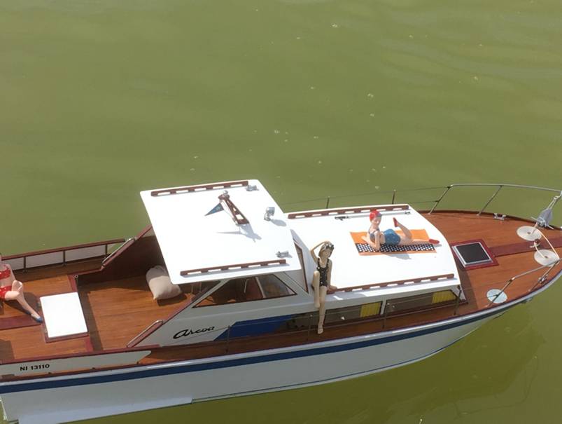 club nautique du luco jardin du Luxembourg Paris pond boat