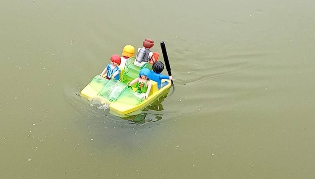 club nautique du luco jardin du Luxembourg Paris pond boat
