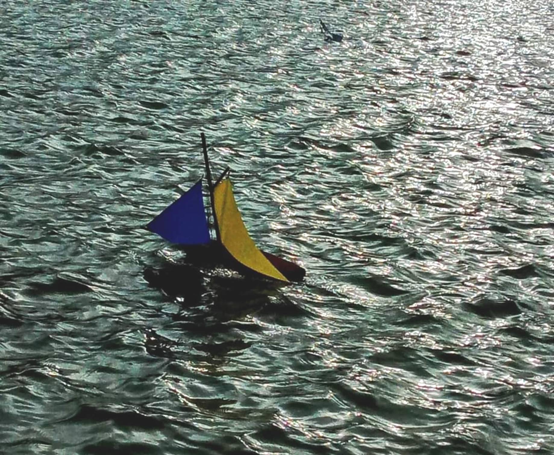 club nautique du luco jardin du Luxembourg Paris pond boat