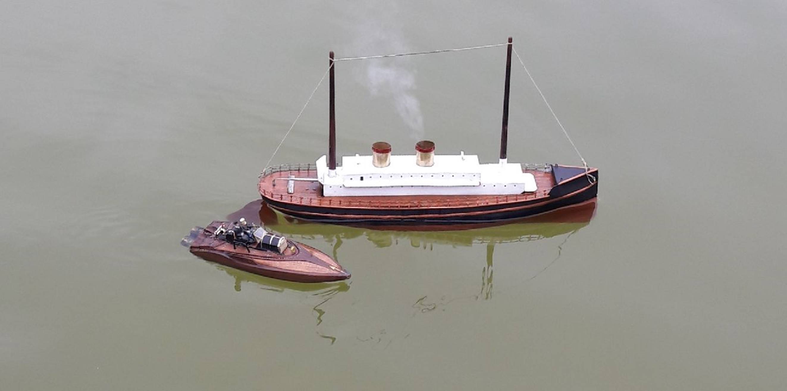 club nautique du luco jardin du Luxembourg Paris pond boat