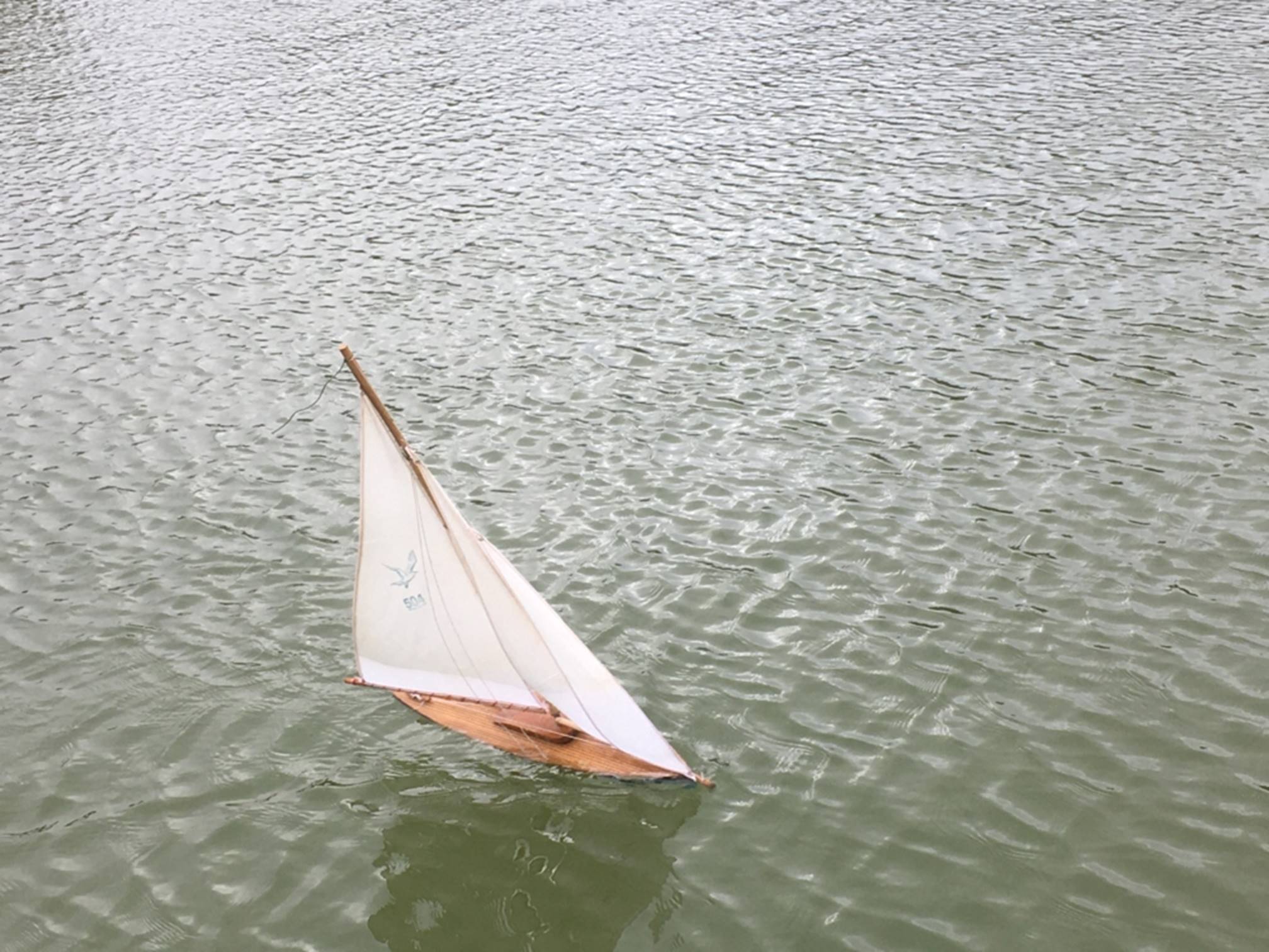 club nautique du luco jardin du Luxembourg Paris pond boat