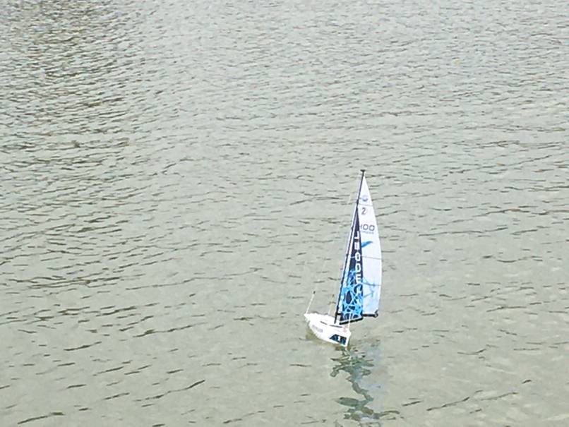 club nautique du luco jardin du Luxembourg Paris pond boat