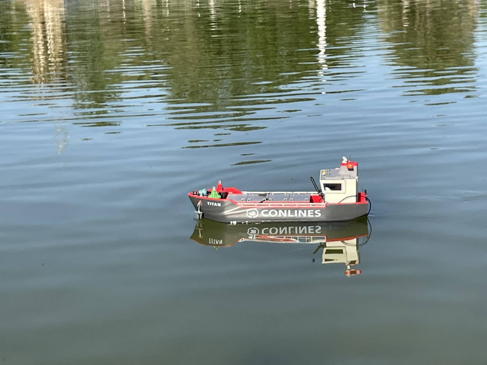 Club nautique du luco jardin du Luxembourg Paris pond boat