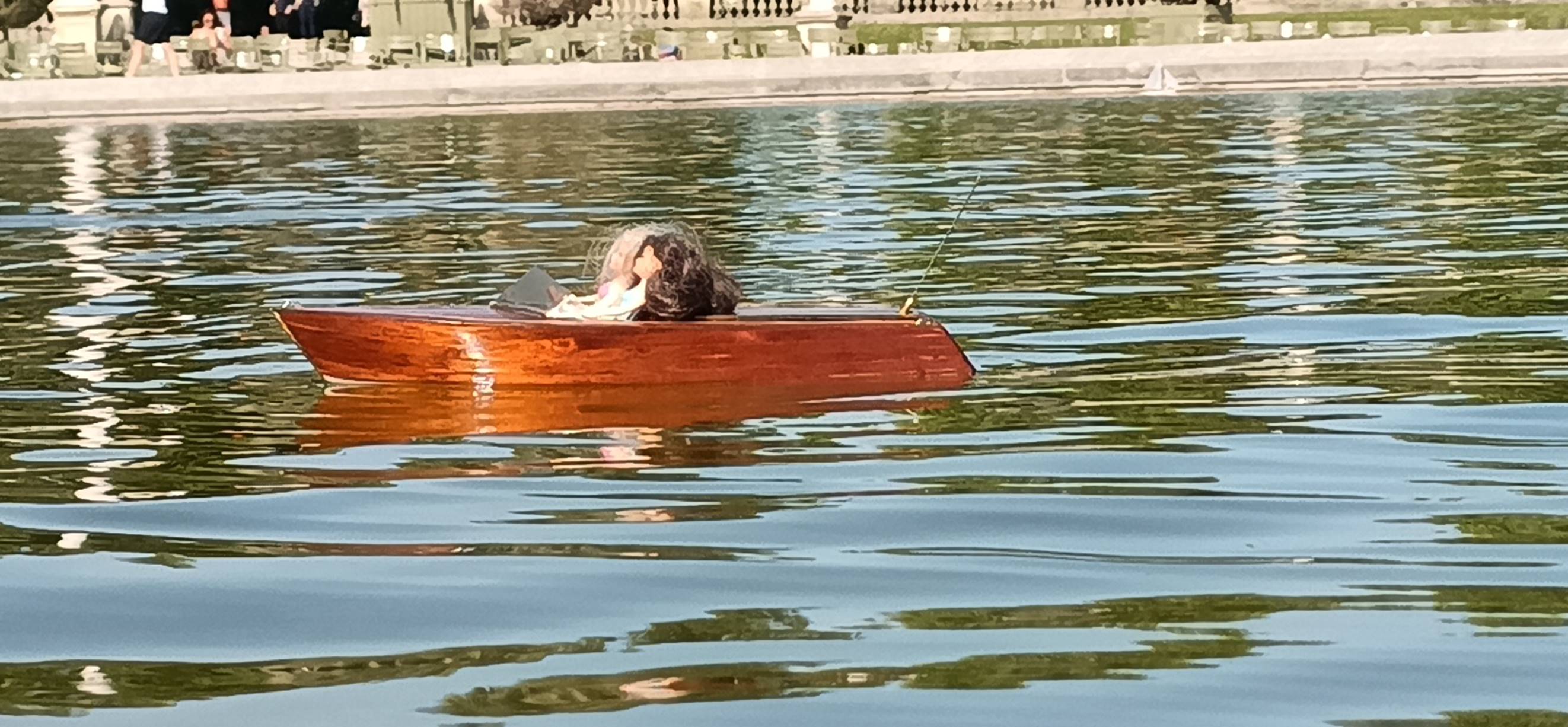 Club nautique du luco jardin du Luxembourg Paris pond boat